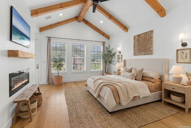 807 WADE RD, New Braunfels, TX 78132