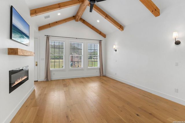 807 WADE RD, New Braunfels, TX 78132