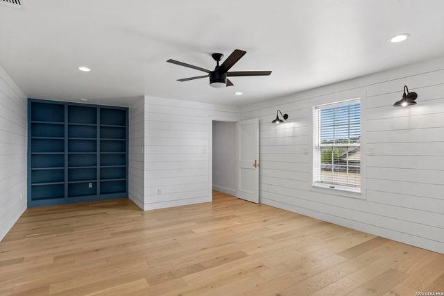 807 WADE RD, New Braunfels, TX 78132