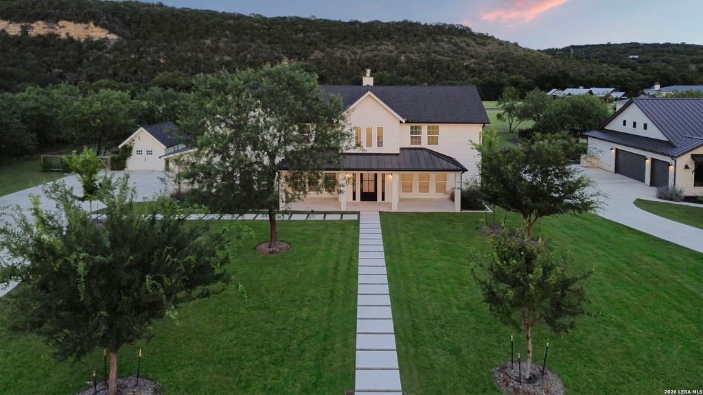 807 WADE RD, New Braunfels, TX 78132