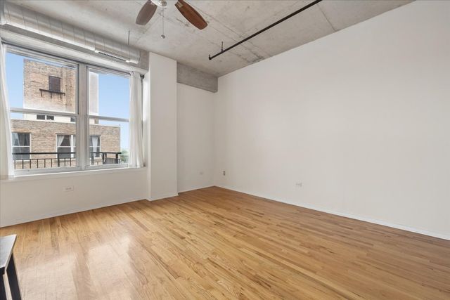 6 S Laflin Street 714, Chicago, IL 60607