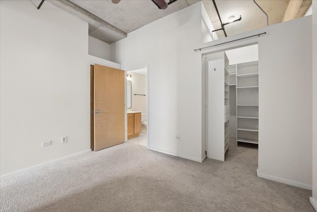 6 S Laflin Street 714, Chicago, IL 60607