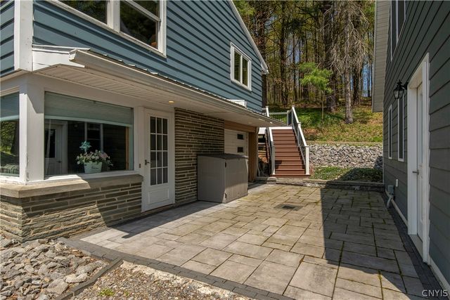 10373 Ridgecrest Road, Marcy, NY 13502