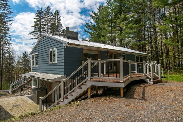 10373 Ridgecrest Road, Marcy, NY 13502