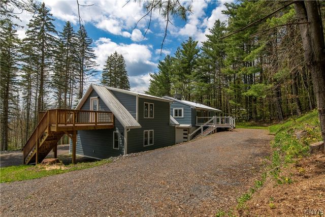 10373 Ridgecrest Road, Marcy, NY 13502