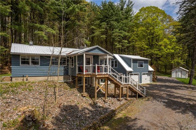 10373 Ridgecrest Road, Marcy, NY 13502