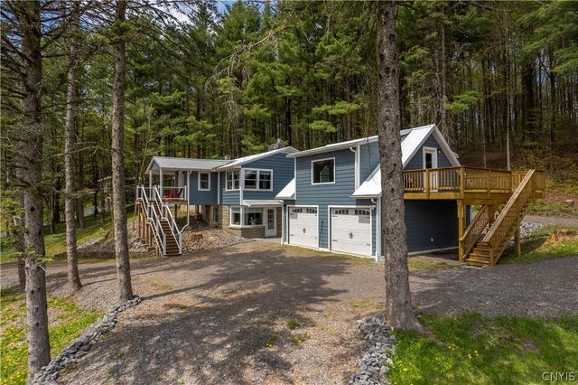 10373 Ridgecrest Road, Marcy, NY 13502