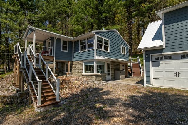 10373 Ridgecrest Road, Marcy, NY 13502