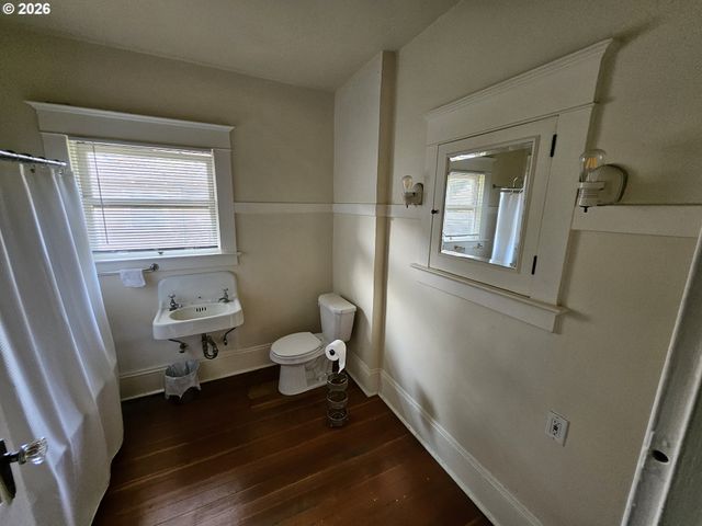 2626 Ne 16TH Ave, Portland, OR 97212