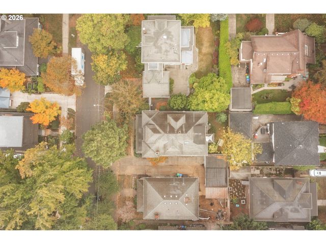 2626 Ne 16TH Ave, Portland, OR 97212