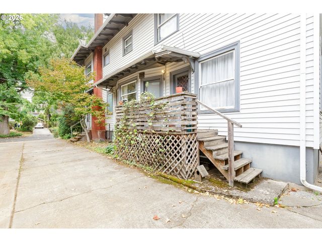 2626 Ne 16TH Ave, Portland, OR 97212