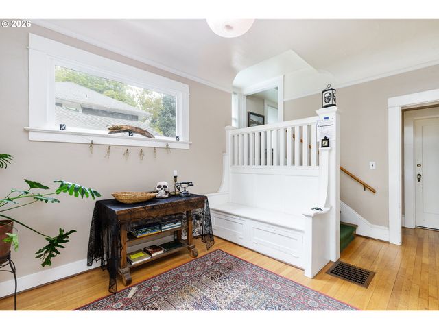 2626 Ne 16TH Ave, Portland, OR 97212