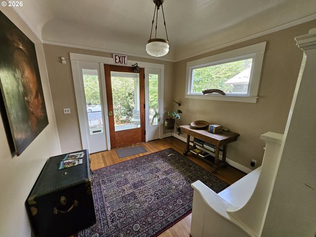 2626 Ne 16TH Ave, Portland, OR 97212