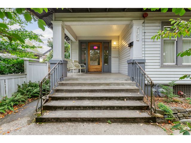 2626 Ne 16TH Ave, Portland, OR 97212