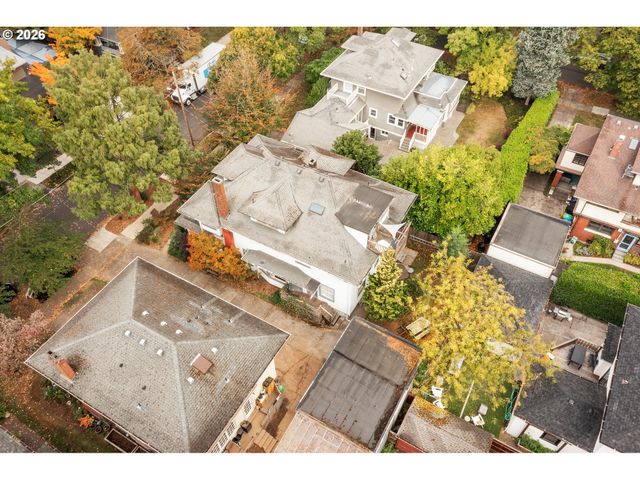 2626 Ne 16TH Ave, Portland, OR 97212