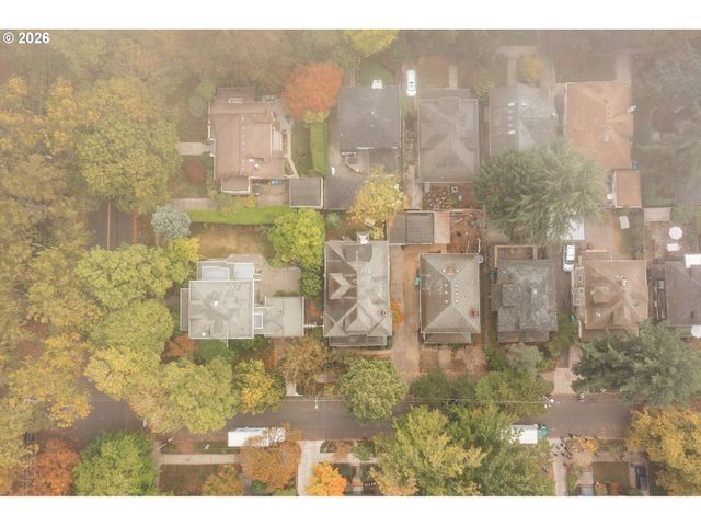 2626 Ne 16TH Ave, Portland, OR 97212