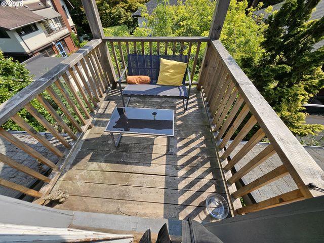 2626 Ne 16TH Ave, Portland, OR 97212