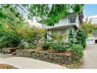 2626 Ne 16TH Ave, Portland, OR 97212