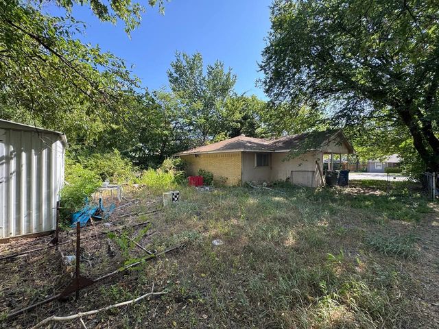 913 N 7th Street, Sanger, TX 76266