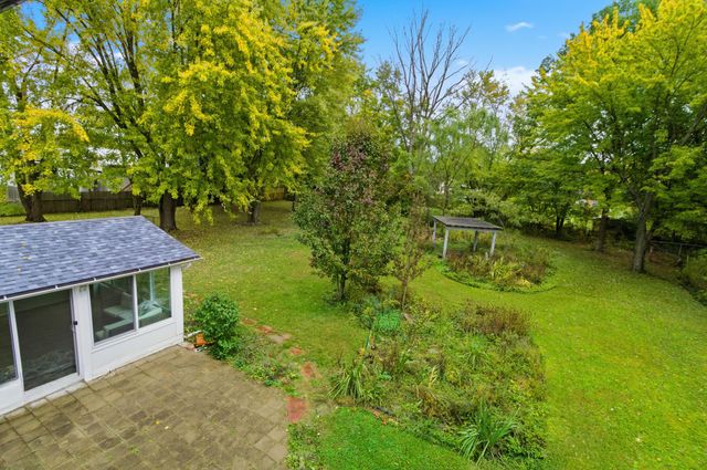 65 Daley Drive SW, Pataskala, OH 43062