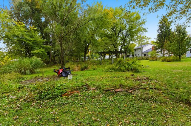 65 Daley Drive SW, Pataskala, OH 43062