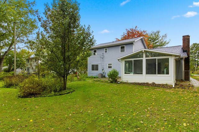 65 Daley Drive SW, Pataskala, OH 43062