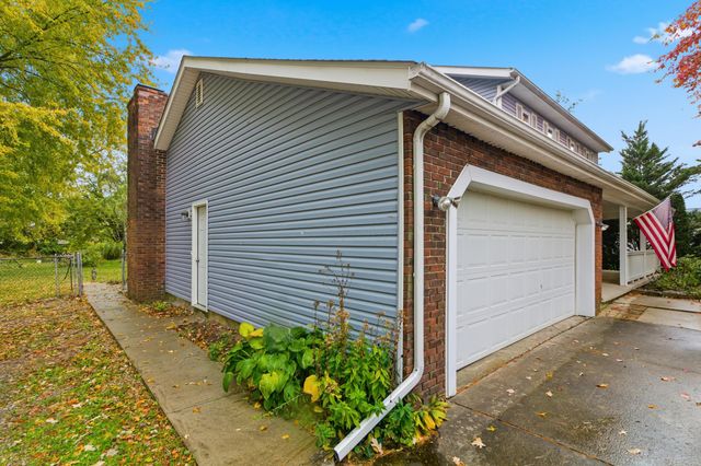 65 Daley Drive SW, Pataskala, OH 43062