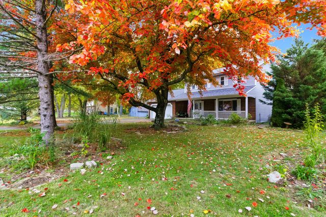 65 Daley Drive SW, Pataskala, OH 43062