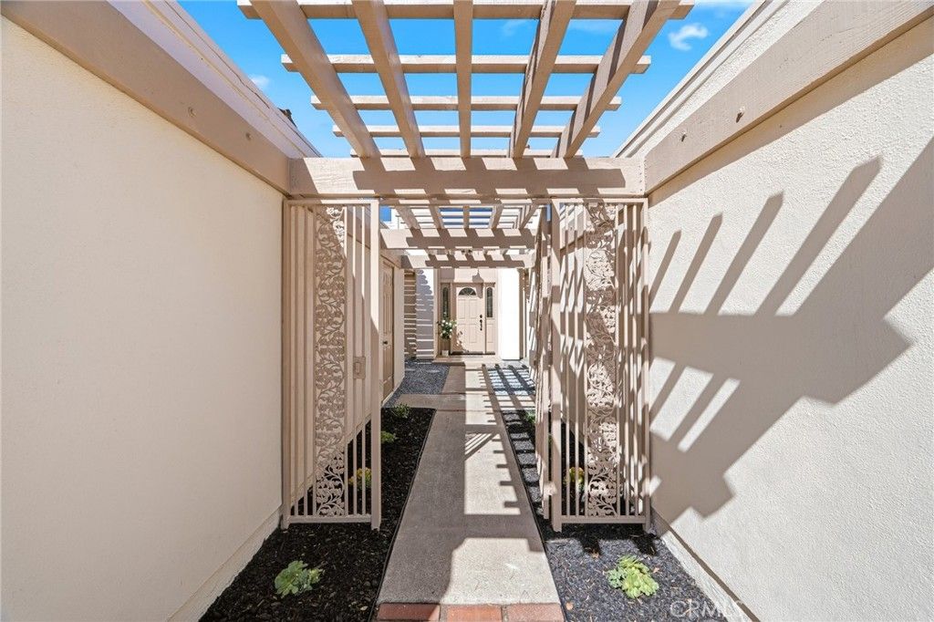 4 Mandrake Way, Irvine, CA 92612 — photo 3