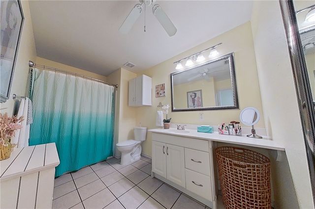 13714 Captain Kidd Dr, Corpus Christi, TX 78418