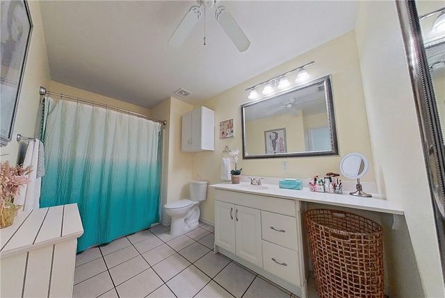 13714 Captain Kidd Dr, Corpus Christi, TX 78418