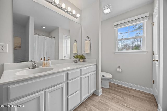 135 Waterford Way, Maysville, NC 28555