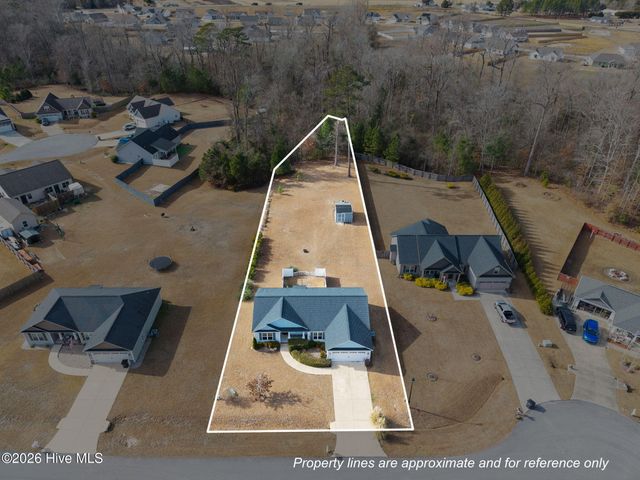 135 Waterford Way, Maysville, NC 28555