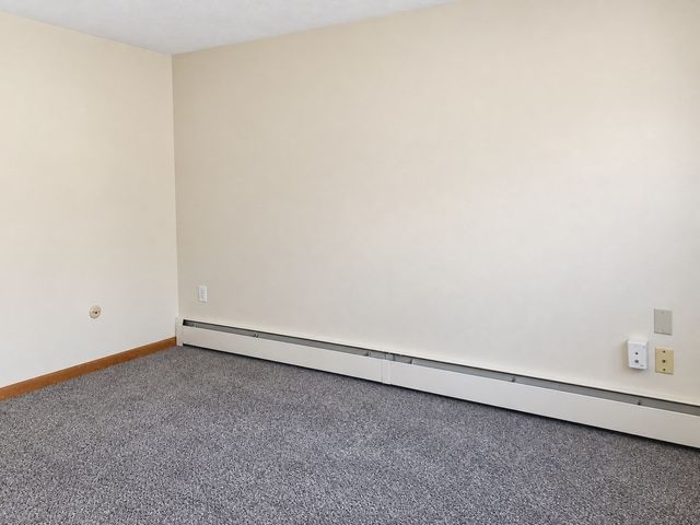 81 Trapelo 58, Waltham, MA 02452