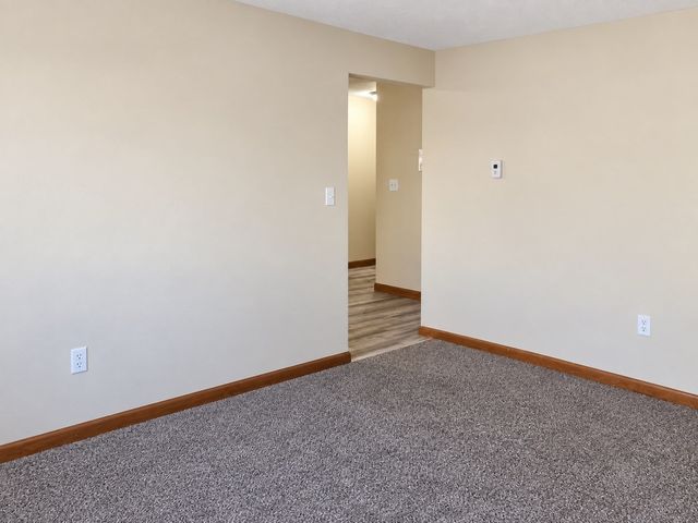 81 Trapelo 58, Waltham, MA 02452
