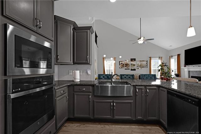 3520 Glencastle Lane, Fayetteville, NC 28306