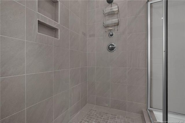 3520 Glencastle Lane, Fayetteville, NC 28306
