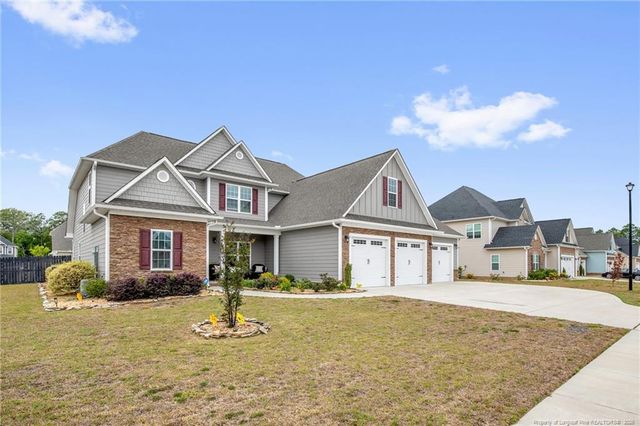 3520 Glencastle Lane, Fayetteville, NC 28306