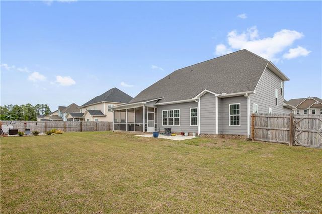 3520 Glencastle Lane, Fayetteville, NC 28306