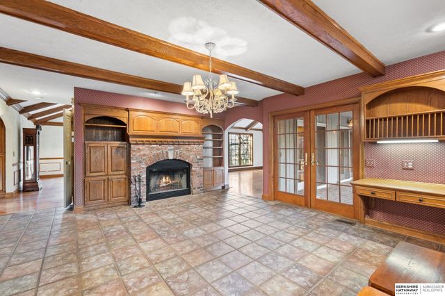 20605 Meadow Ridge Drive, Springfield, NE 68059