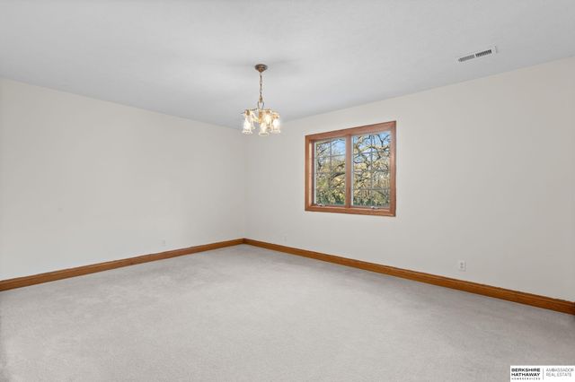 20605 Meadow Ridge Drive, Springfield, NE 68059