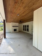 112 Crosswind Drive, Flora, MS 39071