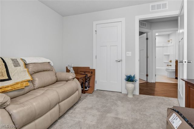 173 Eagle Circle, Amherst, OH 44001