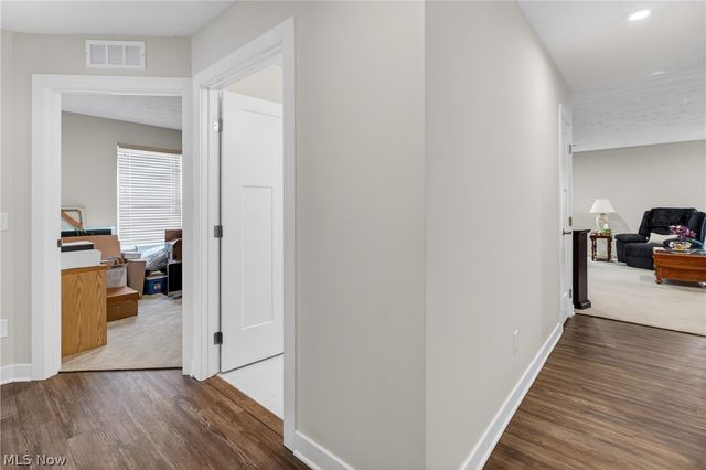 173 Eagle Circle, Amherst, OH 44001