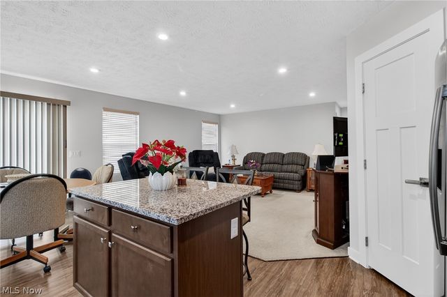 173 Eagle Circle, Amherst, OH 44001