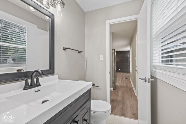 7929 E 34th, Indianapolis, IN 46226
