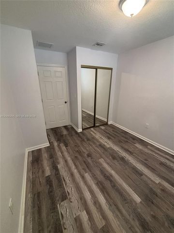 14042 NE 2nd Avenue 14042, Miami, FL 33161
