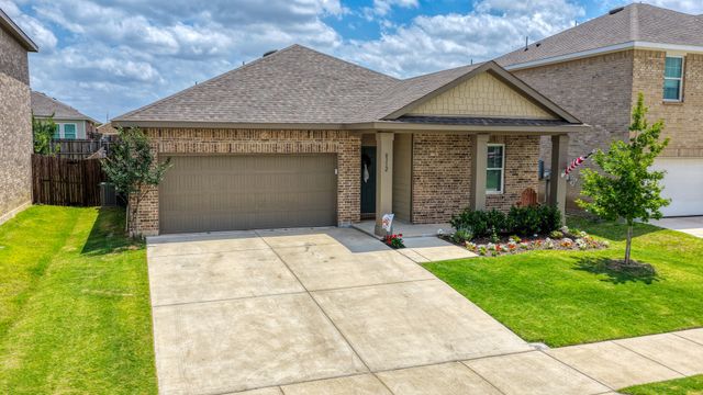 8312 Stovepipe Drive, Fort Worth, TX 76179