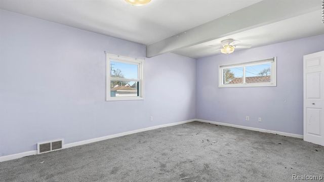 486 Lincoln Avenue, Lincoln Park, MI 48146