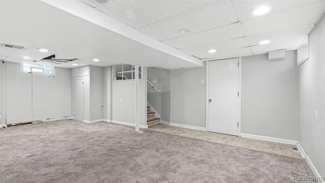 486 Lincoln Avenue, Lincoln Park, MI 48146